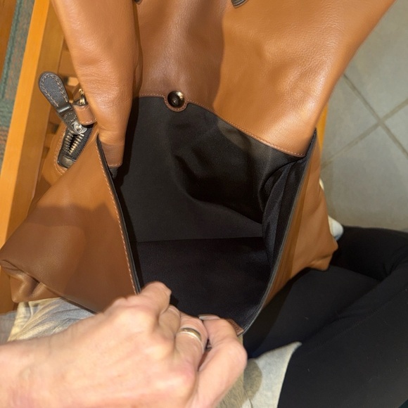Coach Brown Leather Graham fold over Tote Bag - Picture 4 of 8